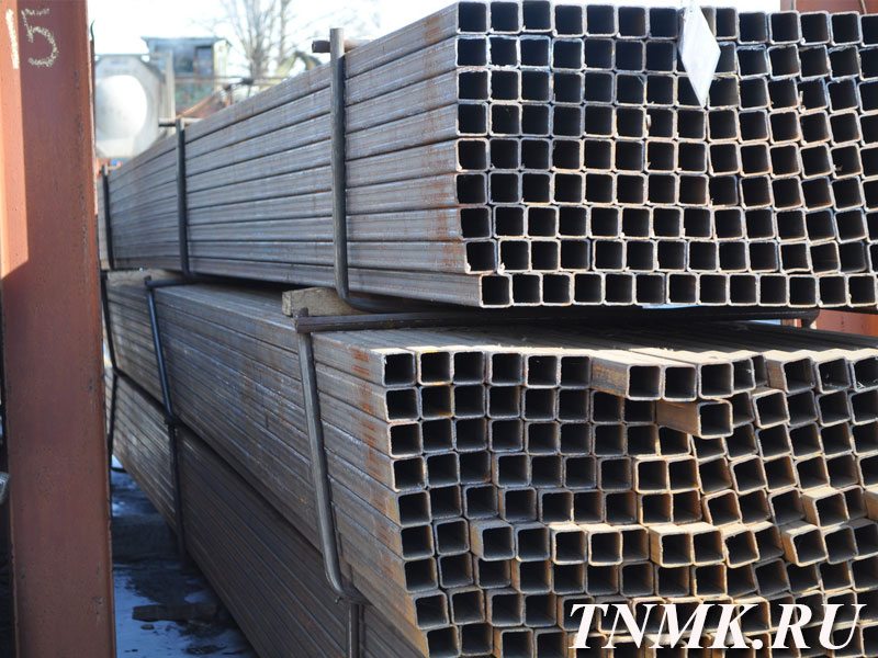 Труба профильная 60х30х2 мм ст. 09Г2С купить в Нижнем Новгороде